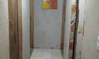 Imagem 4: Tereno com casa Casa com 3 dormitórios