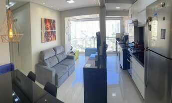 Imagem 3: Lindo Apartamento com Sacada, sala para 2 ambientes, 2 dormitórios sendo 1 suíte e 2 vagas