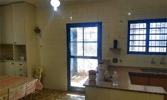 Imagem 7: Araraquara - Casa Padrão - Centro