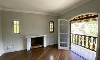 Imagem 7: Linda casa em bairro nobre de teresópolis..