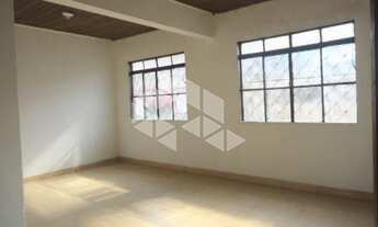 Imagem 3: PORTO ALEGRE - Casa Padrão - Jardim Carvalho