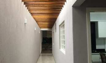 Imagem 2: Casa para venda tem 190 metros quadrados com 3 quartos em Granada - Uberlândia - MG