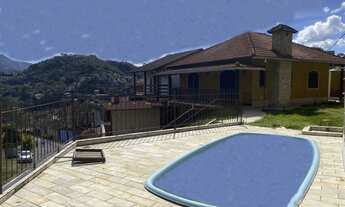 Imagem 2: Linda casa em bairro nobre de teresópolis..