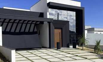 Imagem: Casa com 3 suítes no condomínio Viena