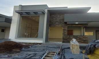 Imagem 1: LINDA CASA TÉRREA NO MANTOVA 3 DORMS SENDO 1 SUÍTE + ESCRITÓRIO + PISCINA