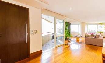 Imagem 4: Apartamento com 3 suítes, 4 vagas de garagem, 224 m² por R$ 1.500.000 - Panamby - São Paul