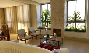 Imagem 7: Linda casa com 580 m² de construção