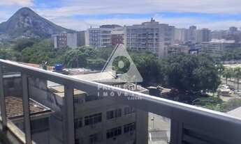 Imagem 2: Cobertura duplex à venda, 4 quartos, 4 suítes, 2 salas, 3 varandas, terraço, piscina, 4 va