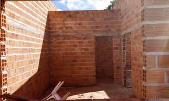 Imagem 4: Vendo casa na avenida principal quase pronta ou troco