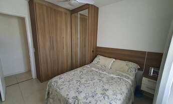 Imagem 6: Imóvel de 2 quartos com suíte, varanda e vaga de garagem no Pechincha com armários em todo