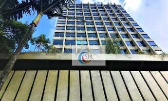 Imagem 6: Imóvel com 110m², com ar condicionado individual, carpete, teto em gesso com luminárias e