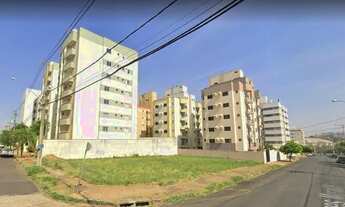 Imagem: Terreno à venda, Higienópolis - São José