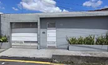 Imagem 2: Casa na Cidade Nova VIII - Ampla garagem e quintal