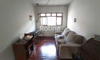 Imagem 7: Casa para aluguel, 4 quartos, 2 suítes, 2 vagas, Umuarama - Uberlândia/MG