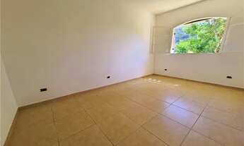 Imagem 3: Casa com 4 quartos em Piratininga