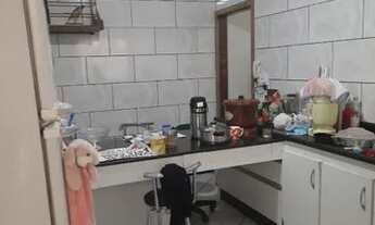 Imagem 6: Vendo casa bem localizada, garagem 2 vagas e quintal amplo