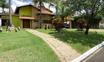 Imagem 2: Casa de condomínio para aluguel possui 1660 metros quadrados com 3 quartos