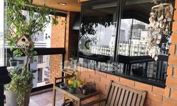 Imagem 2: Apartamento em Pinheiros,192 metros, 3 dormitórios, 2 suítes, 4 vagas e depósito