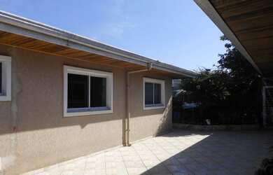 Imagem 3: Residencia na Rua Raynoldo Morbis 35 Bairro Cajuru, Valor R$-1.100.000,00