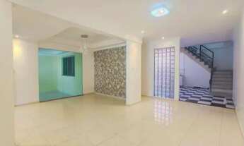 Imagem 2: Casa para venda possui 360 metros quadrados com 2 quartos em Souza - Belém - Pará