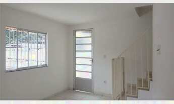 Imagem 6: Casa com Três quartos e cobertura!!!