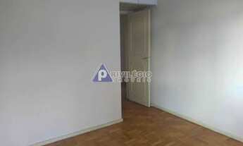 Imagem 2: Excelente apartamento de 2 quartos, sala, cozinha, banheiro no bairro de São Cristóvão