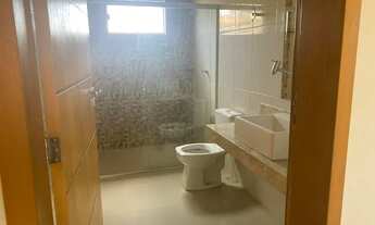 Imagem 4: Sobrado para aluguel tem 210 metros quadrados com 3 quartos em Jardim Clarissa - Goiânia