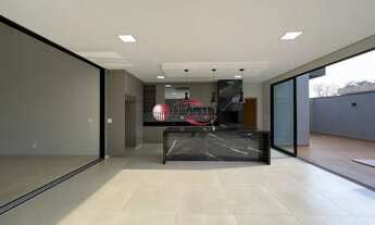 Imagem 5: Casa no Condomínio Recanto do Lago com 246m² de construção, 3 dormitórios com banheiro