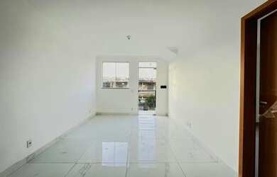 Imagem 4: Casa Geminada Individual com 2 Quartos e 1 Vaga no Bairro Santa Cruz