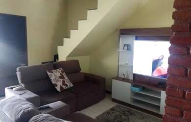 Imagem 2: Casa de 2 pavimentos em Carmópolis