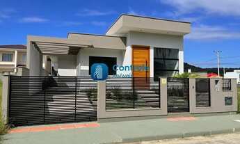 Imagem: CR/ Casa com 3 dormitórios 1 suíte, quintal