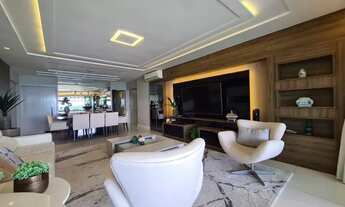 Imagem 4: Apartamento para venda com 225 metros quadrados com 4 quartos