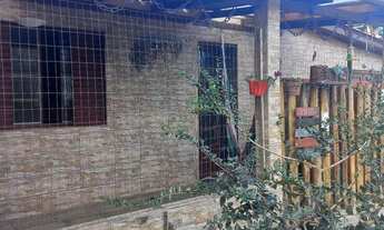 Imagem 6: Casa de esquina Casa com 3 dormitórios