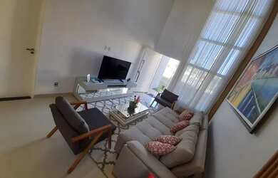 Imagem 2: Casa de condomínio sobrado para aluguel e venda tem 260 metros quadrados com 4 quartos