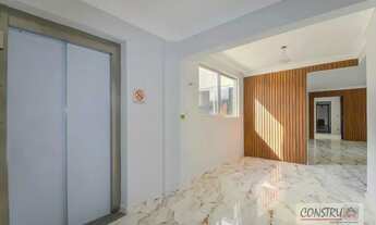 Imagem 4: Excelente apto amplo, reformado no Bairro Água Verde