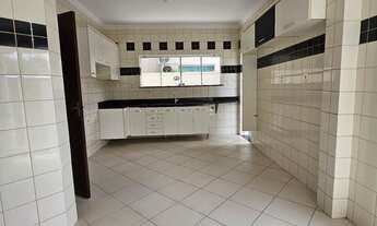 Imagem 3: Bacelar Imóveis aluga casa no Cidade Jardim I, Parque Verde