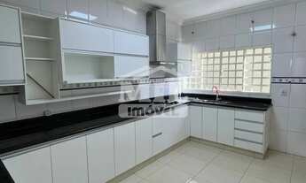 Imagem 3: Sobrado Jardins Madri Localização: Jardins Madri Goiânia/GO