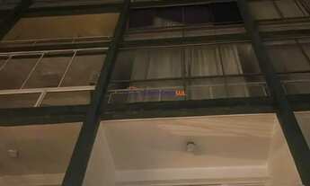 Imagem 2: Vista cinematográfica de 180 graus. Impecável