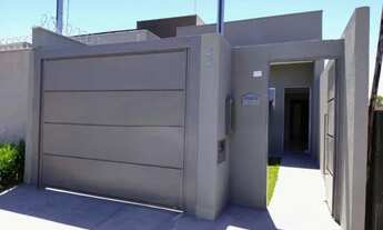 Imagem: Casa á venda com 2 quartos sendo 1 suíte