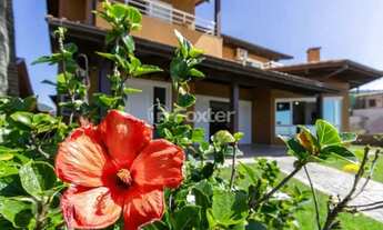 Imagem: Casa à venda Rua Lúcia Helena Schramm