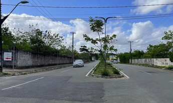 Imagem: TERRENO NO CALHAU COM 3.200m2 PX AO BARRAMAR