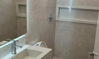 Imagem 2: CASA NOVA ALTO PADRÃO JARDINS SEVILHA 3 SUÍTES PLENAS PORCELANATO ILUMINADO VARANDA GOURM