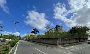 Imagem 4: TERRENO NO CALHAU COM 3.200m2 PX AO BARRAMAR