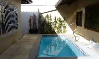 Imagem 5: Casa para Locação em Niterói, São Francisco, 4 dormitórios, 1 suíte, 3 banheiros, 2 vagas