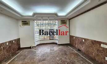 Imagem 3: Casa duplex, 02 quartos, suíte, jardim de inverno, reformada, sala gigante, excelente loca