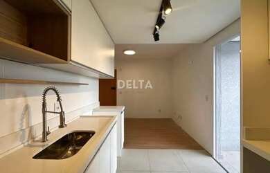 Imagem 3: Apartamento semimobiliado, 02 quartos, sacada com churrasqueira, 01 vaga coberta, no Bairr