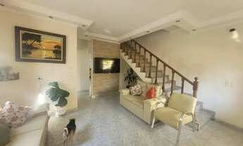 Imagem 2: Casa para venda em Montanhão de 243.00m² com 3 Quartos