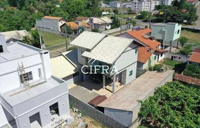 Imagem 4: Casa de Alvenaria - Venda - 03 dormitórios - 238m2 - Semi Mobiliada - Condomínio Fechado A