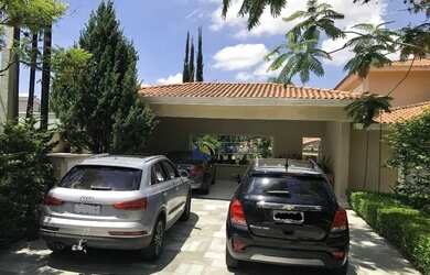 Imagem 5: SOBRADO REFORMADO no RESIDENCIAL MORADA DOS PÁSSAROS na ALDEIA DA SERRA com 472m de Área C