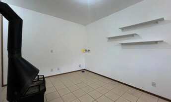 Imagem 4: Apartamento semi mobiliado para locação em Canela!